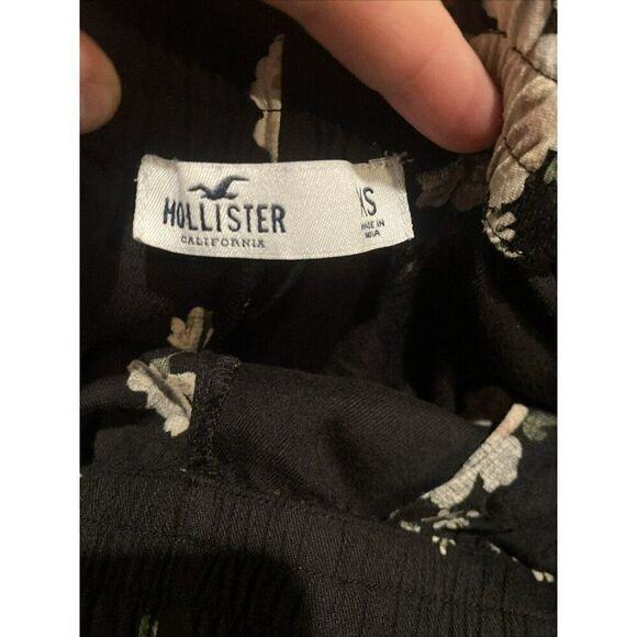 Hollister Women's Wide-Cut Paper-Bag Pants in Black Floral Size XS Elastic Waist - Picture 5 of 6